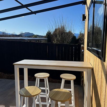 Mountain Cabin - Central, Cosy And Cute With Views Wanaka Ngoại thất bức ảnh